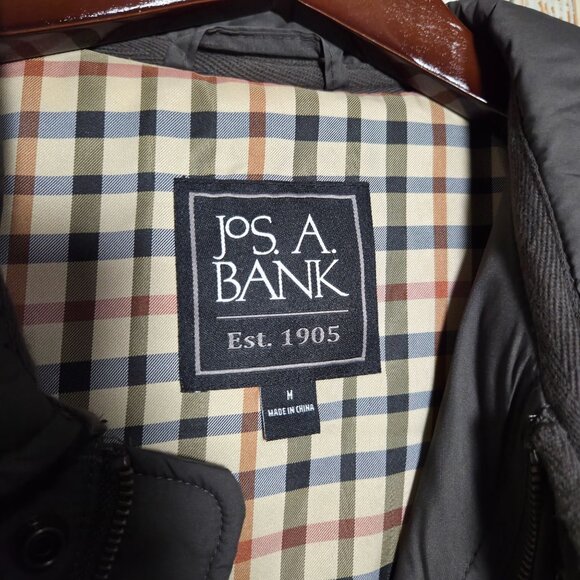 Jos A. Bank Quilted Jacket Gray With Plaid Lining & Pockets Men's Medium - Picture 3 of 10